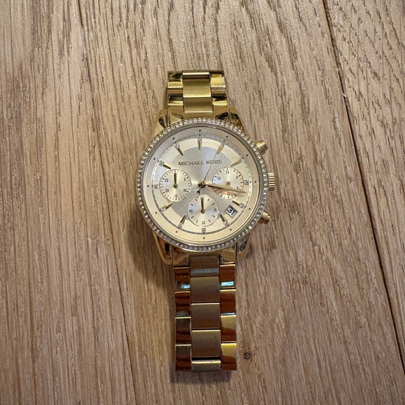 Michael Kors Gold Chronograph Timepiece - Picture 1 of 4